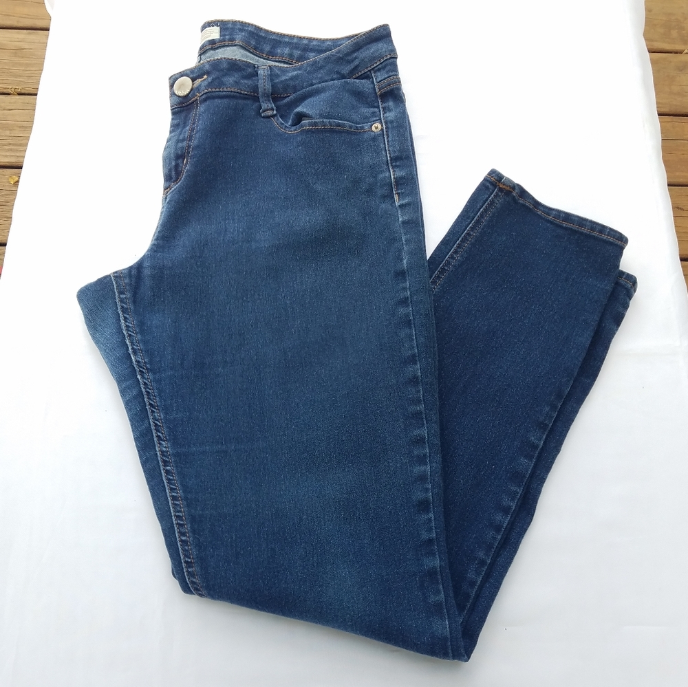 Sz 17 Skinny Jeans NoBo